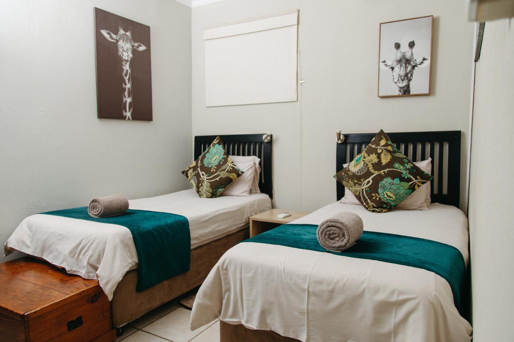 Biweda Nguni Lodge&B&B Mkuze Bagian luar foto
